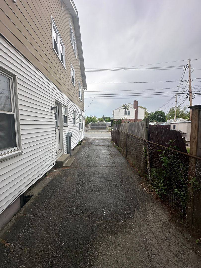 Apartment for rent at 92-94 Waltham St, Watertown, MA 02472