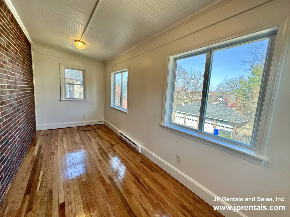 Apartment for rent at 12 Hooper St #1, Dorchester Center, MA 02124