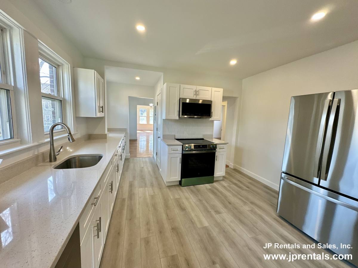 Apartment for rent at 12 Hooper St #1, Dorchester Center, MA 02124