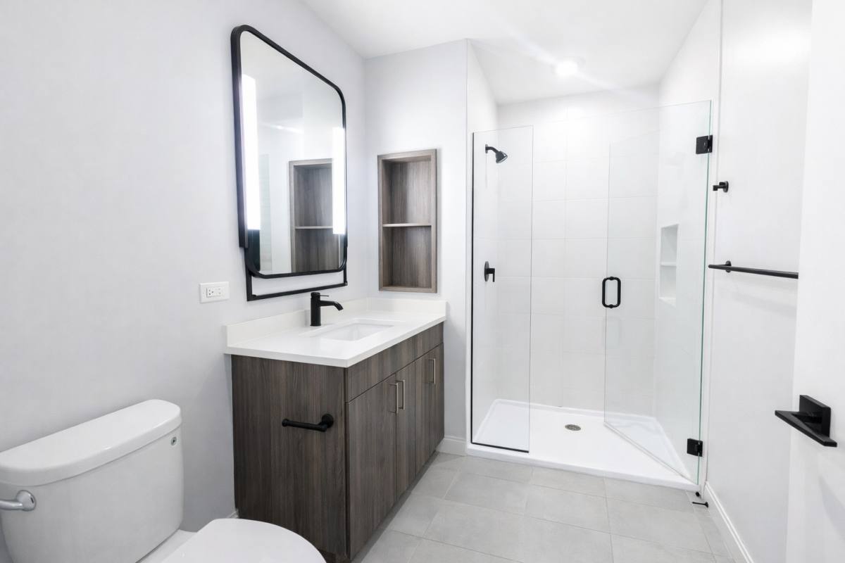 Apartment for rent at 948 W Sunnyside Ave #505, Chicago, IL 60640