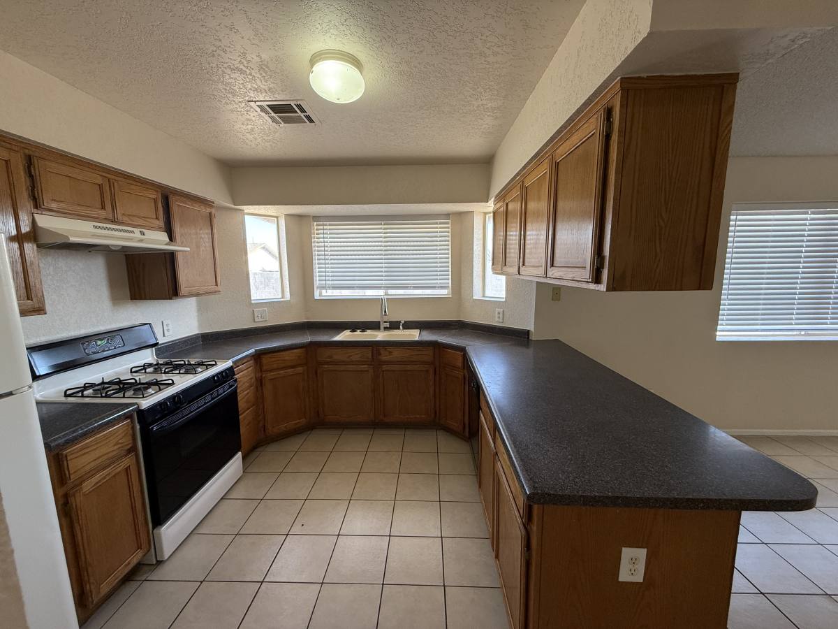 Apartment for rent at 6141 E 40th Place, Yuma, AZ 85365