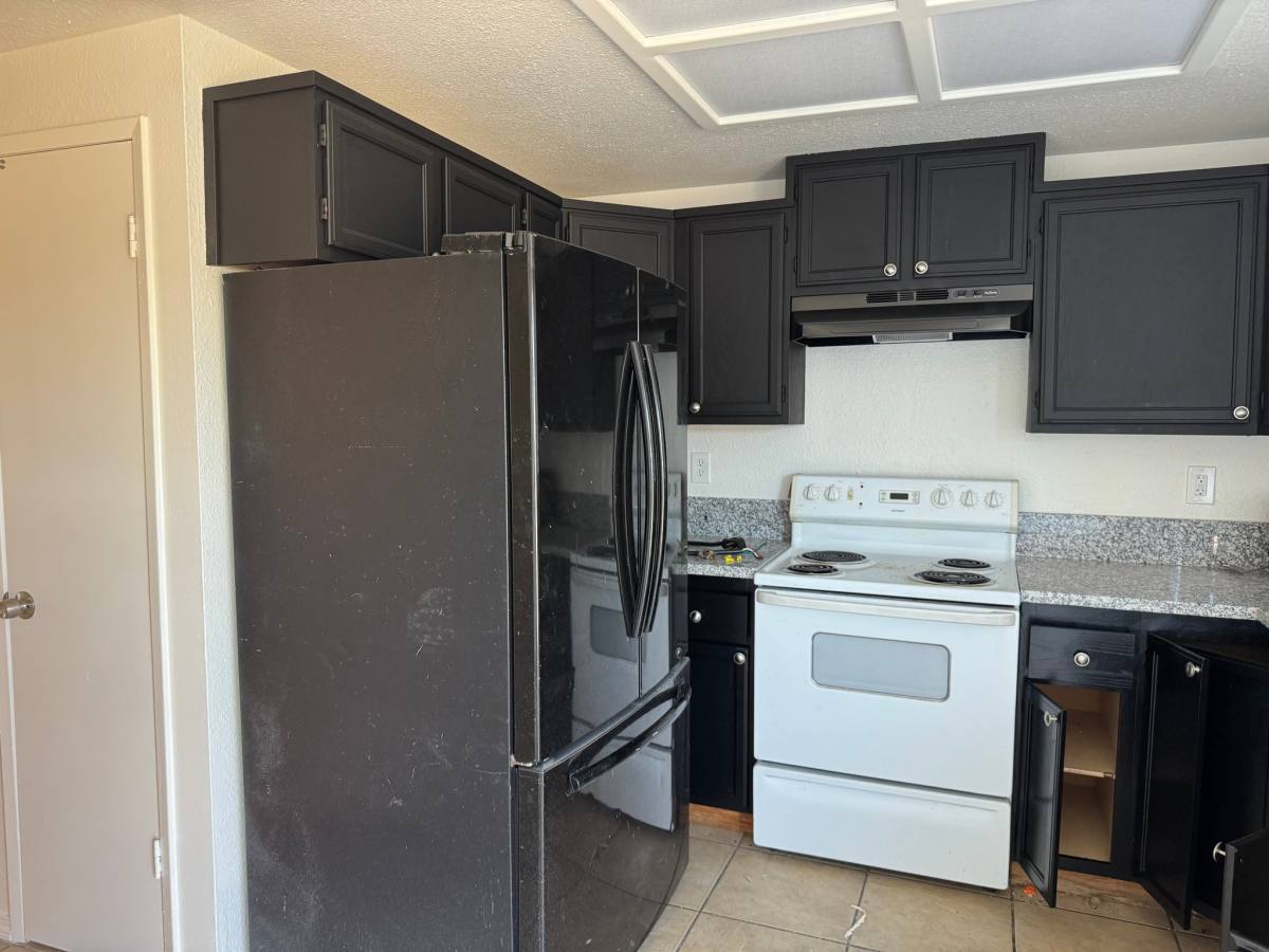 Apartment for rent at 4074 Weymouth Lane, Sacramento, CA 95823
