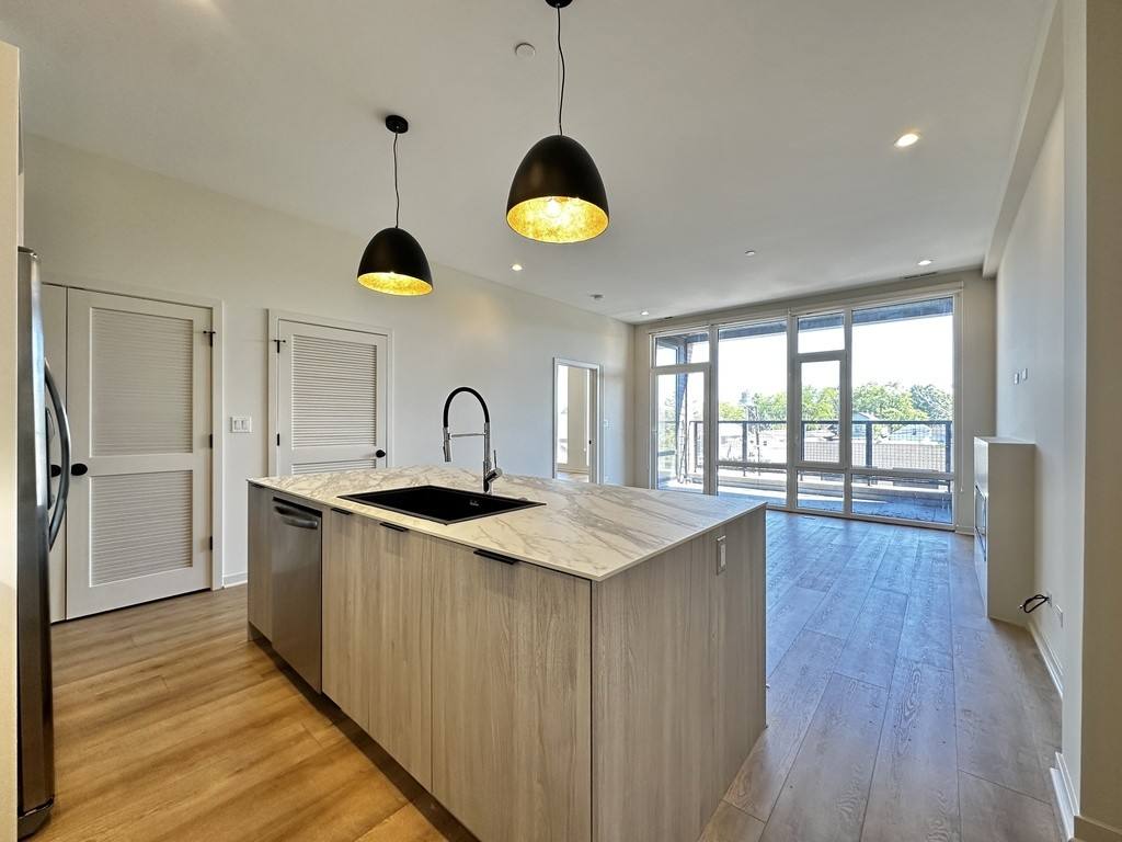 Apartment for rent at 6338 Belmont #P602, Chicago, IL 60634