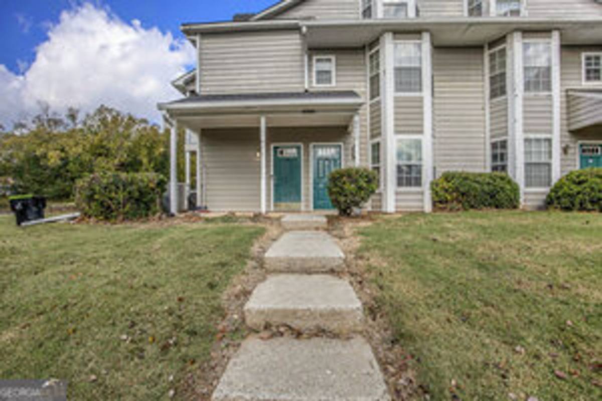 Condo for rent at 9432 Cypress Lane, Jonesboro, GA 30238