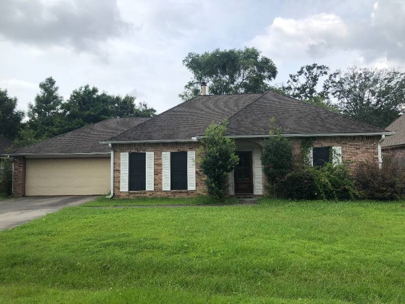 House for rent at 303 Sara Dee Parkway, Lafayette, LA 70508