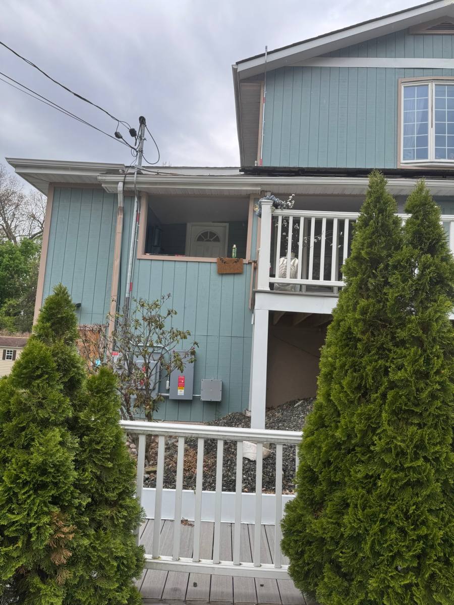 Apartment for rent at 8 Spruce Ave #2, Newburgh, NY 12550
