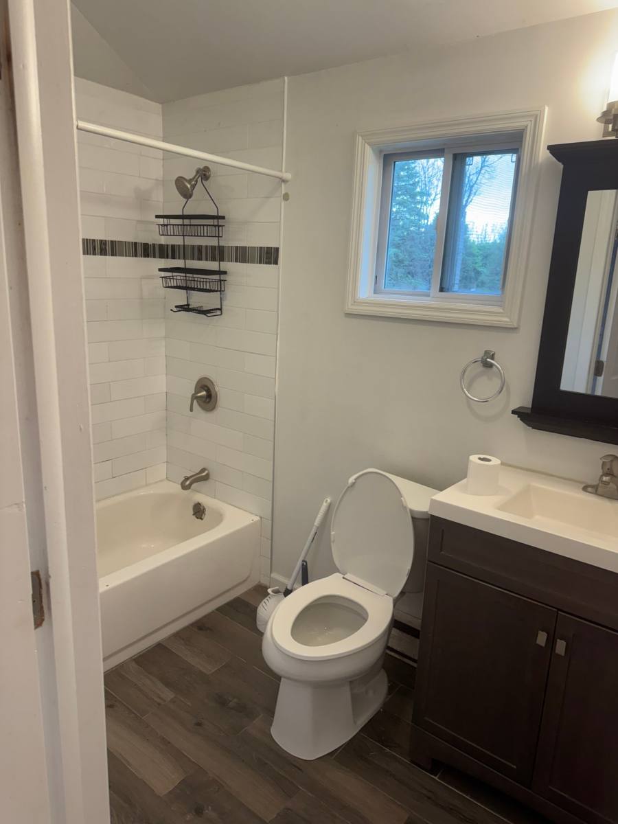 Apartment for rent at 8 Spruce Ave #2, Newburgh, NY 12550