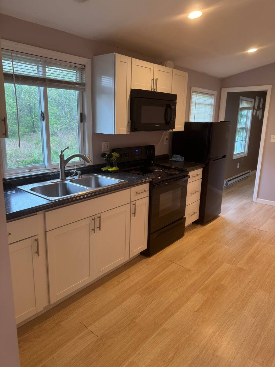 Apartment for rent at 8 Spruce Ave #2, Newburgh, NY 12550