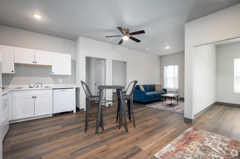 Apartment for rent at 1520 E Berry St #109, Fort Wayne, IN 46803