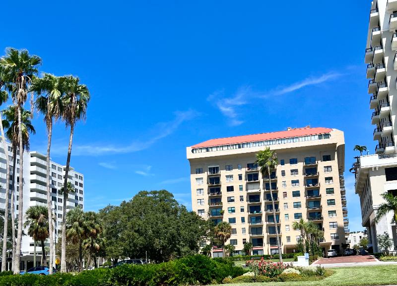 Apartment for rent at 2109 Bayshore Blvd #506, Tampa, FL 33606