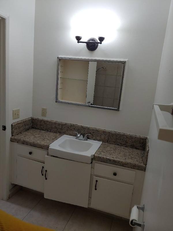 Apartment for rent at 493 E Vista Chino, Palm Springs, CA 92262