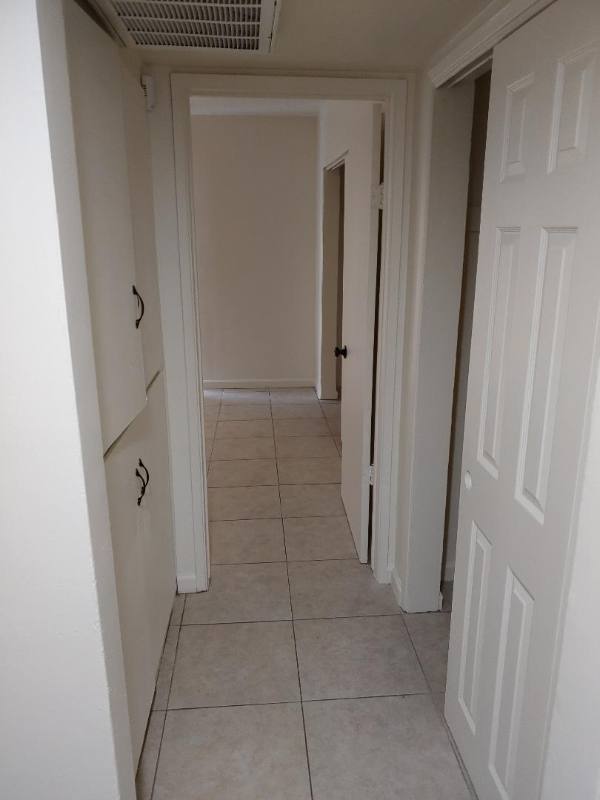 Apartment for rent at 493 E Vista Chino, Palm Springs, CA 92262