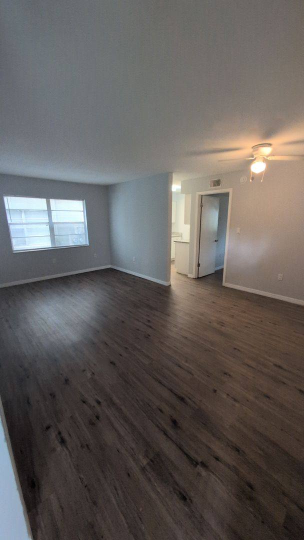 Apartment for rent at 13110 Leisurewood Place, Tampa, FL 33612