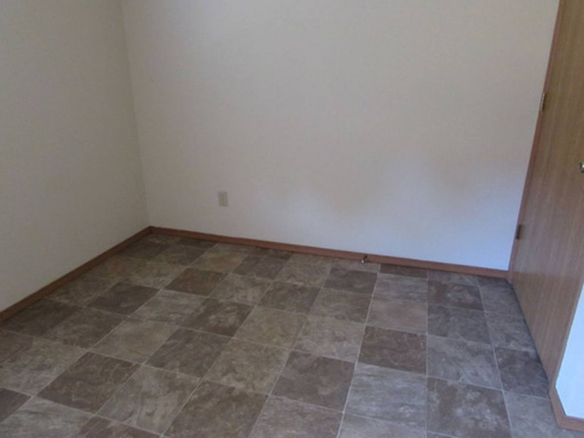 Apartment for rent at 24970 Scenic Dr, Waynesville, MO 65583