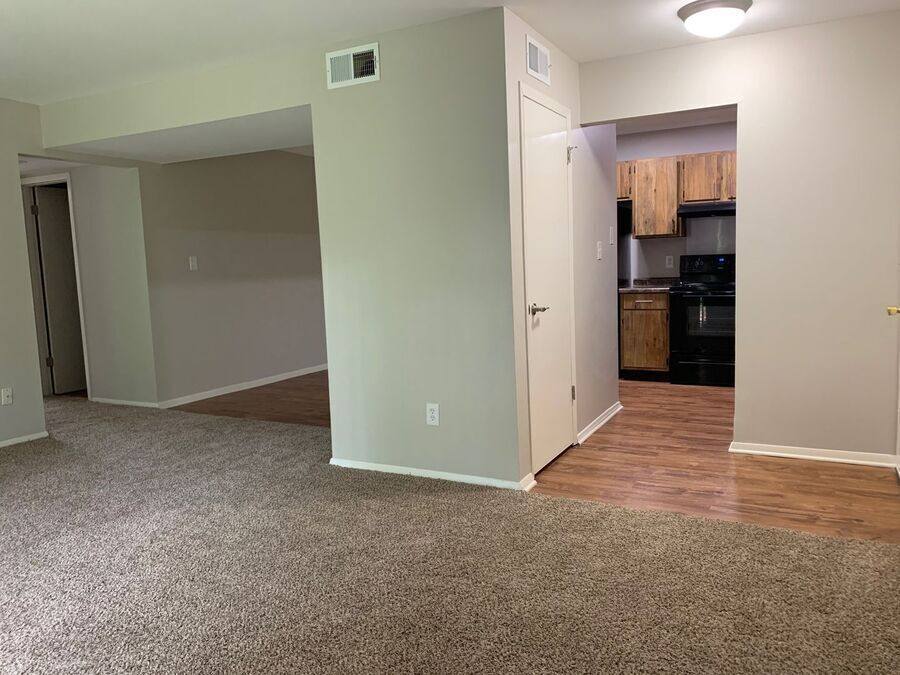 Apartment for rent at 119 Scarborough Court #H2, Chesterton, IN 46304