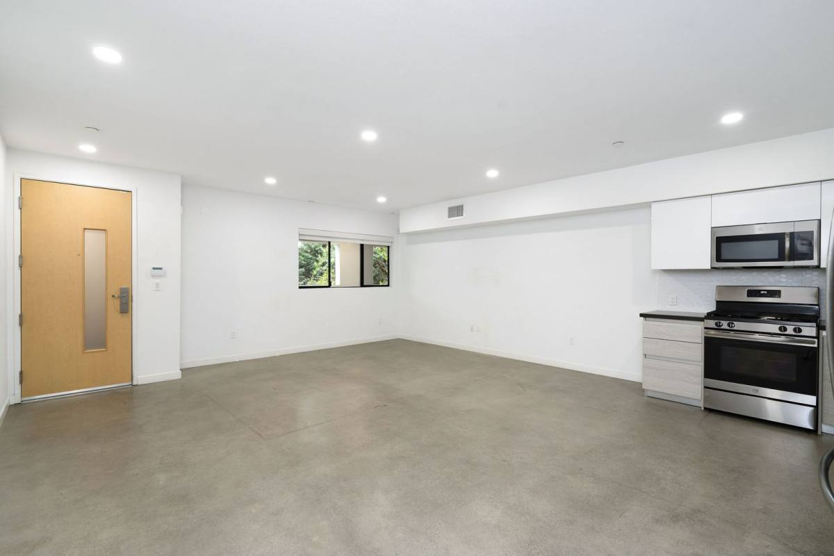 Apartment for rent at 2409 Griffith Park Blvd, Los Angeles, CA 90039