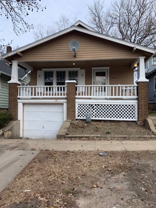 House for rent at 520 SW 5th St, Topeka, KS 66603