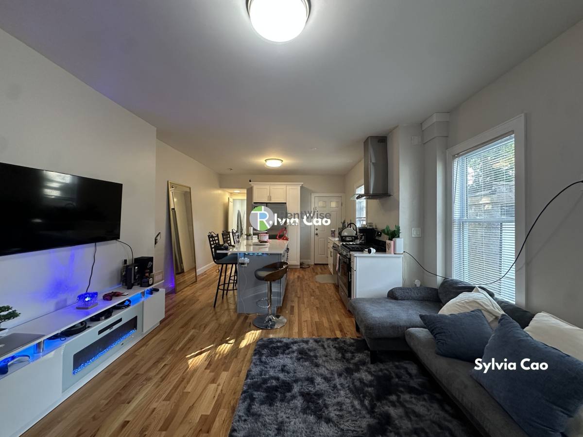 Apartment for rent at 14 Marshall St #1, Watertown, MA 02472