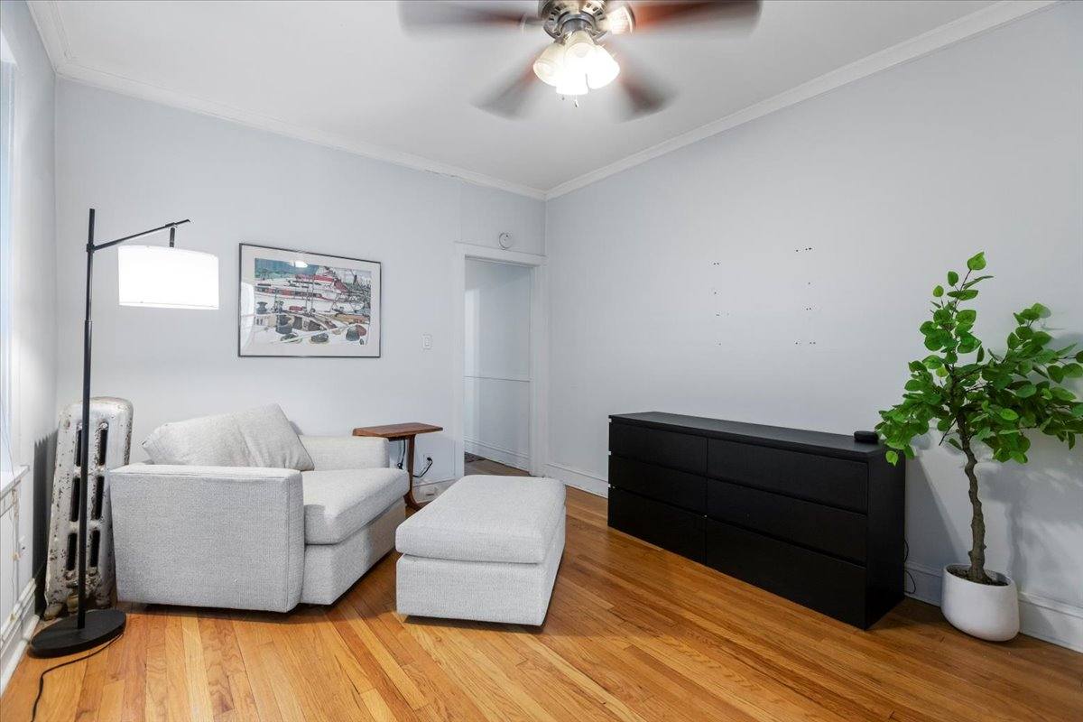 Apartment for rent at 442 W Arlington #2, Chicago, IL 60614