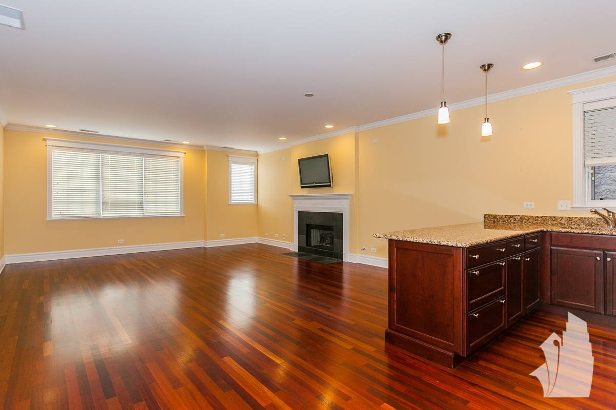 Condo for rent at 3841 Southport #4, Chicago, IL 60657