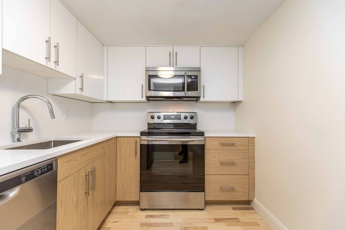 Apartment for rent at 278 Beacon #12, Somerville, MA 02143