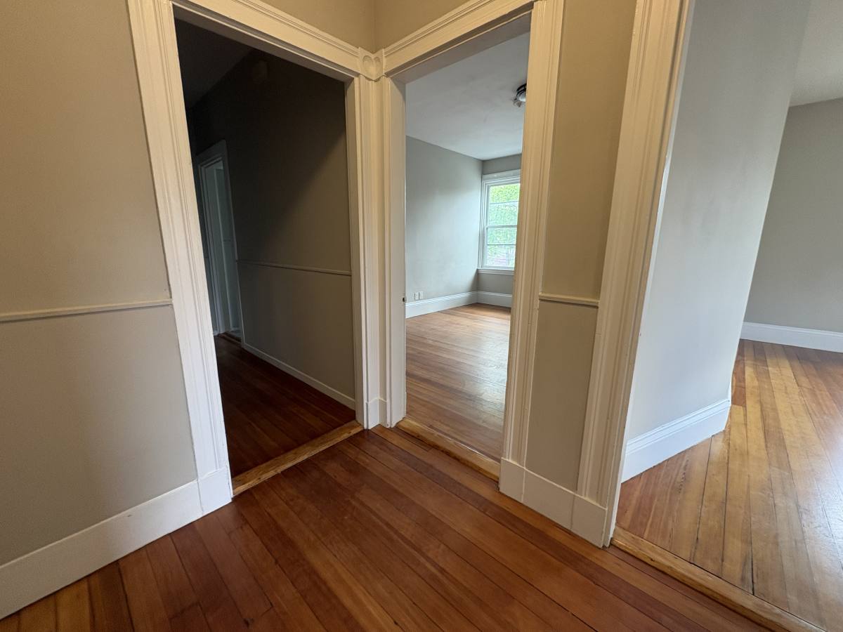 Apartment for rent at 2 Pleasant Ave #3R, Somerville, MA 02143