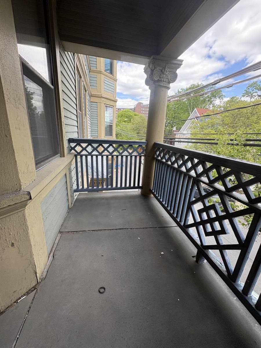 Apartment for rent at 2 Pleasant Ave #3R, Somerville, MA 02143