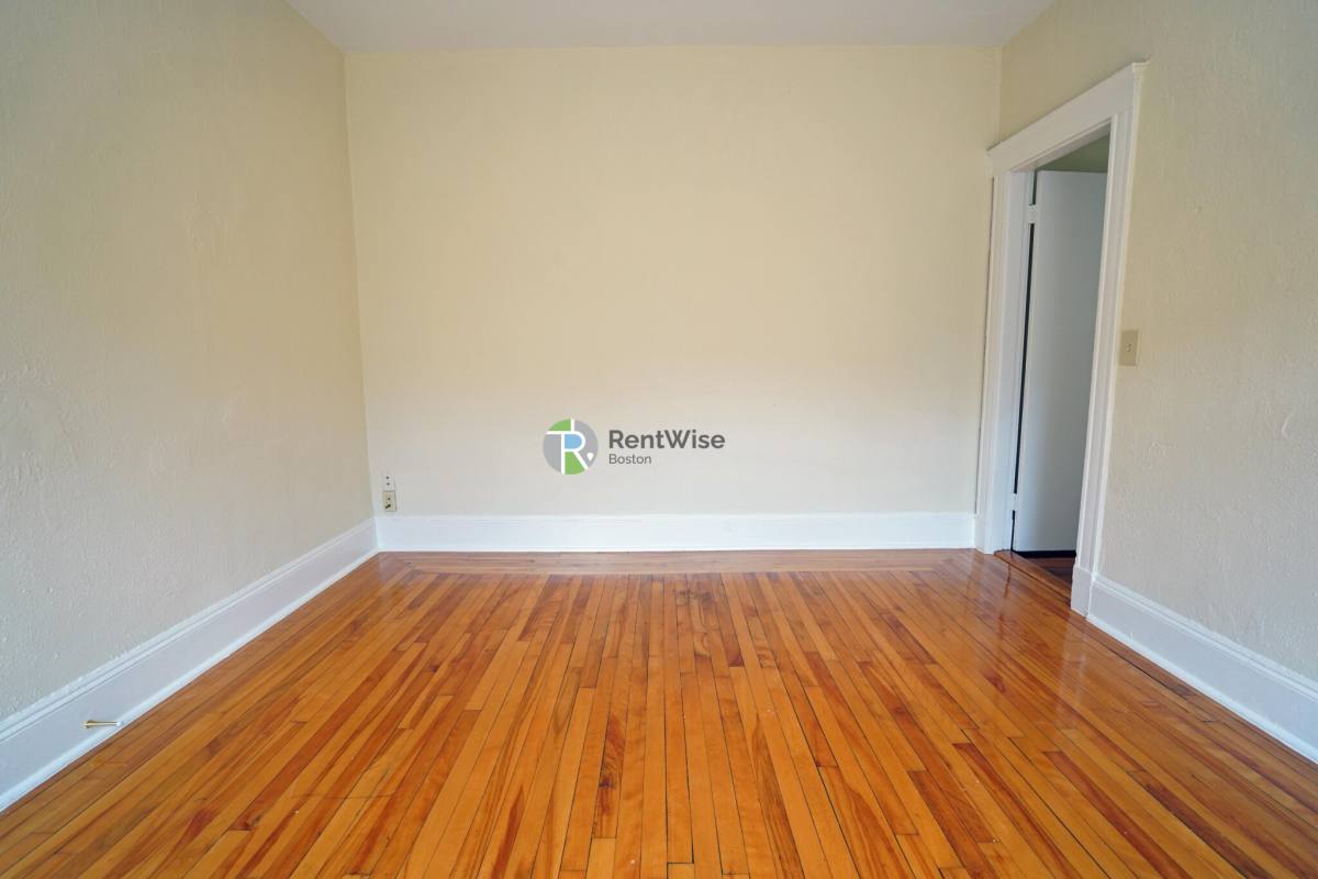 Apartment for rent at 165 Kelton St #33, Brighton, MA 02135