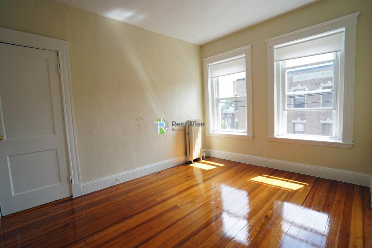 Apartment for rent at 165 Kelton St #33, Brighton, MA 02135