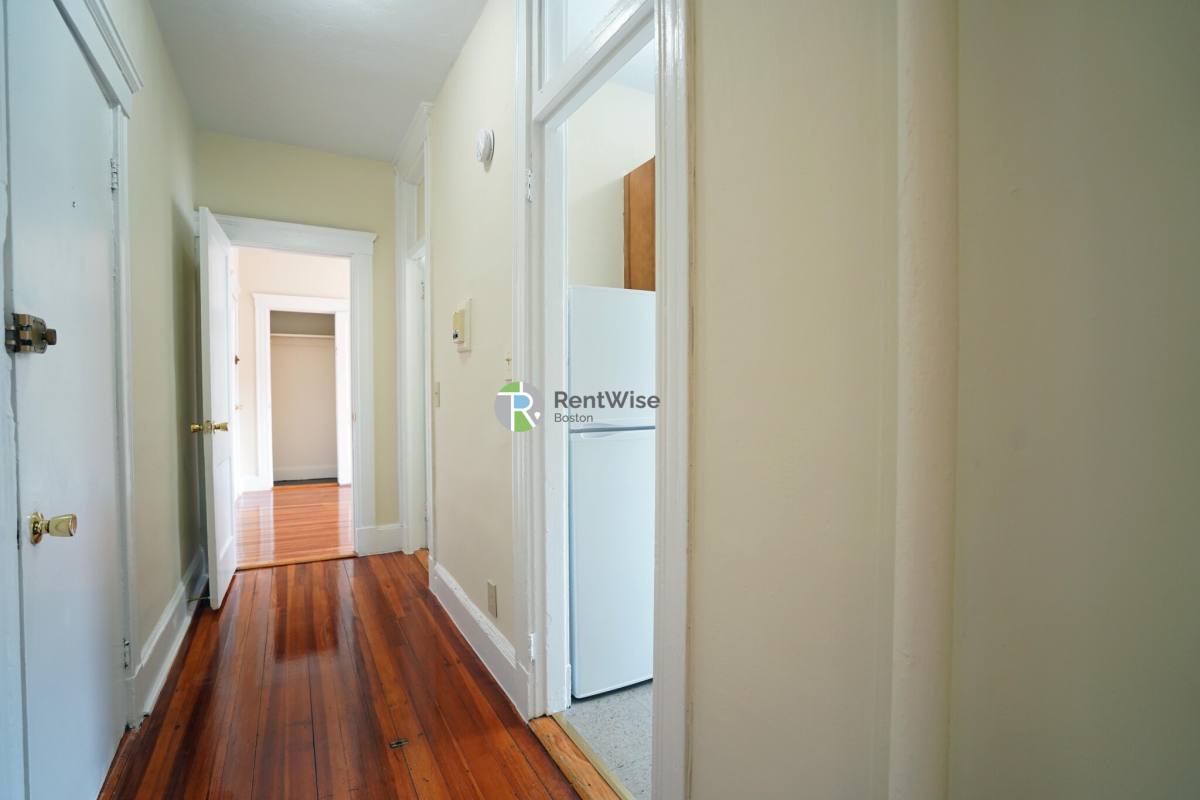 Apartment for rent at 165 Kelton St #33, Brighton, MA 02135