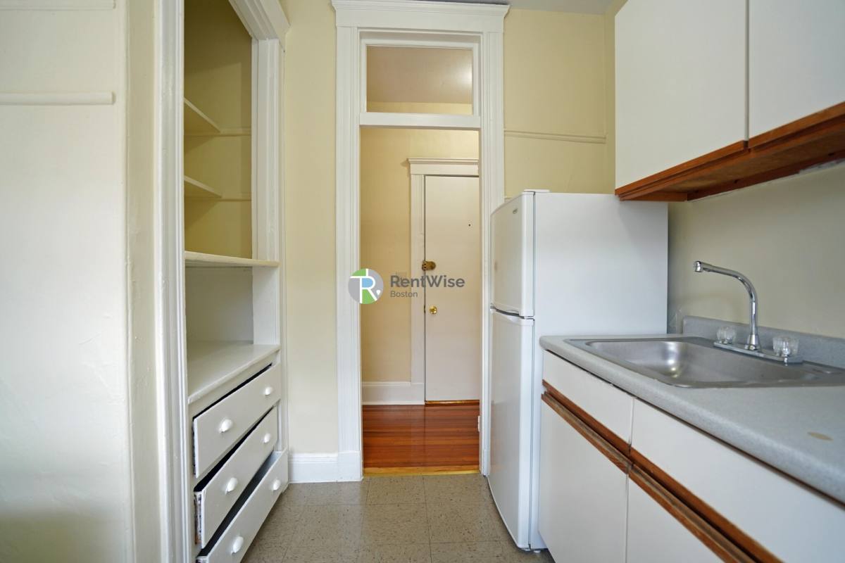Apartment for rent at 165 Kelton St #33, Brighton, MA 02135