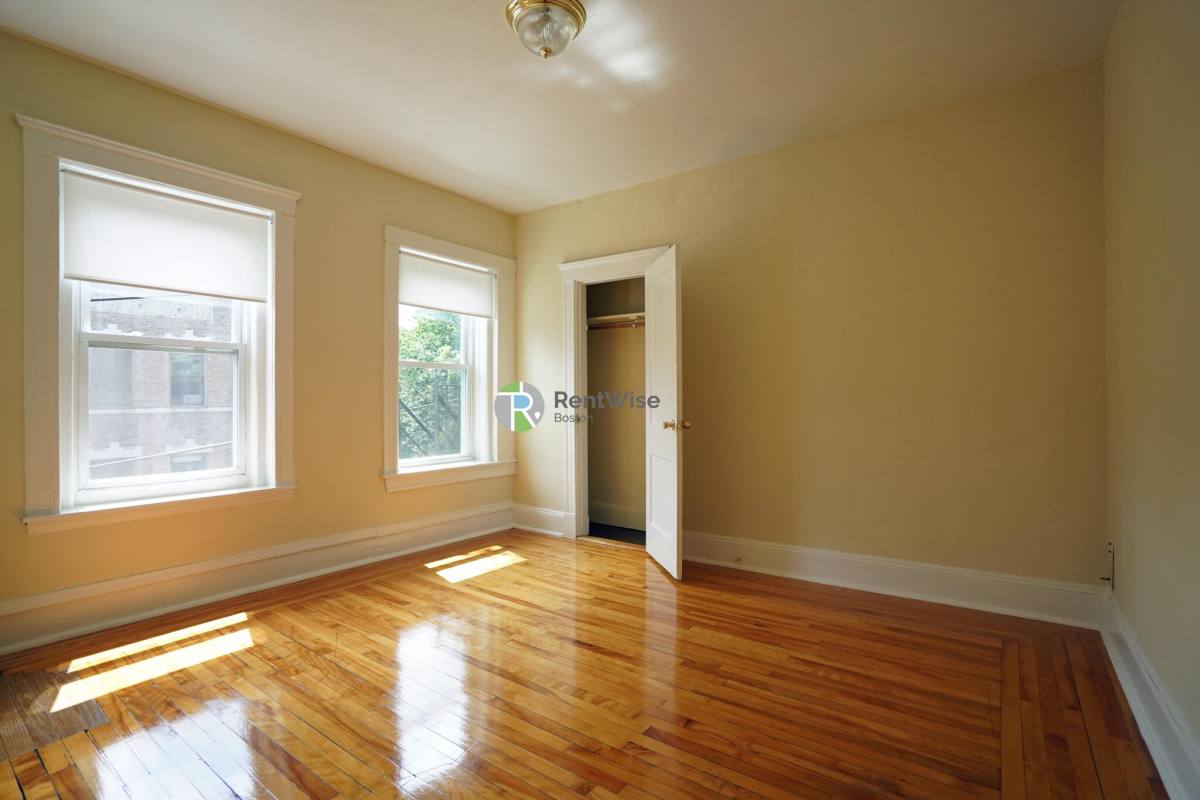 Apartment for rent at 165 Kelton St #33, Brighton, MA 02135