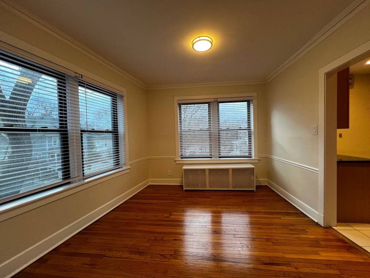 Apartment for rent at 209 Kedzie St #2A, Evanston, IL 60202