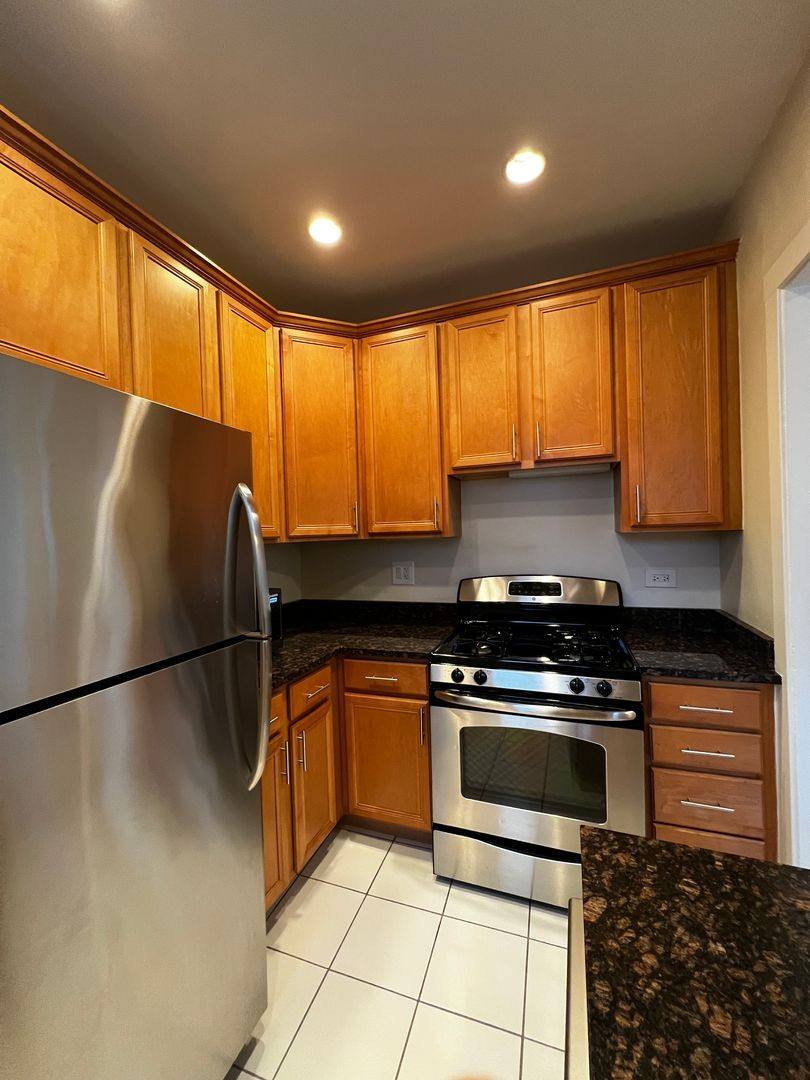 Apartment for rent at 209 Kedzie St #2A, Evanston, IL 60202