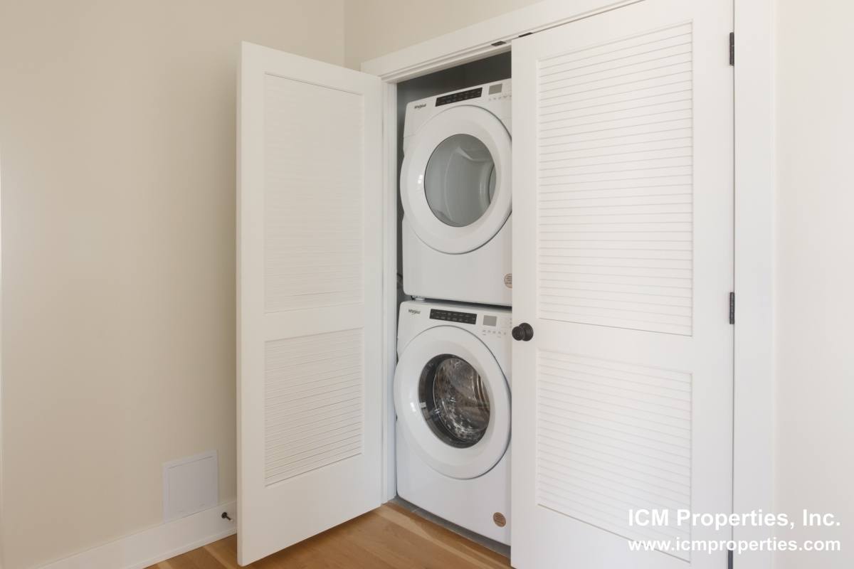 Apartment for rent at 3356 N Sheffield Ave #2, Chicago, IL 60657
