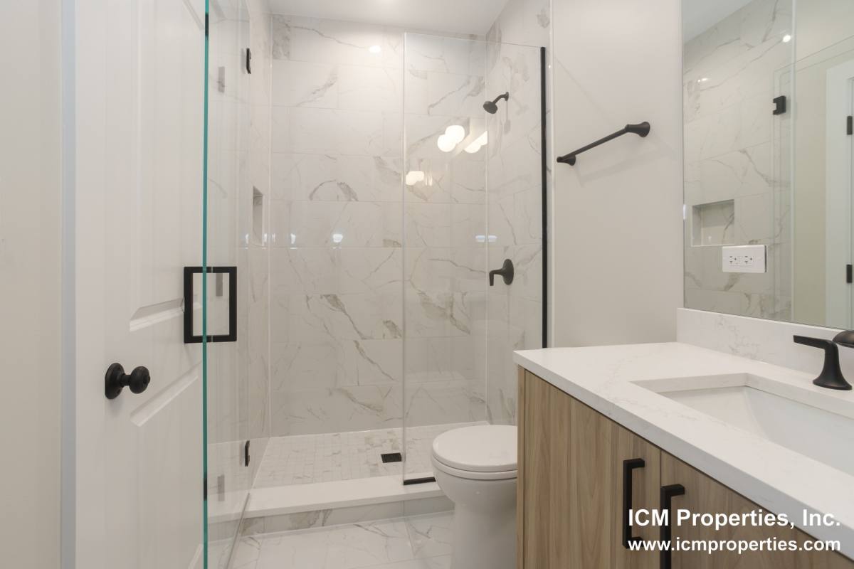 Apartment for rent at 3356 N Sheffield Ave #2, Chicago, IL 60657