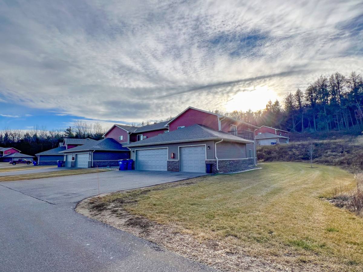 Apartment for rent at 1470 Westwood Dr, Wausau, WI 54401