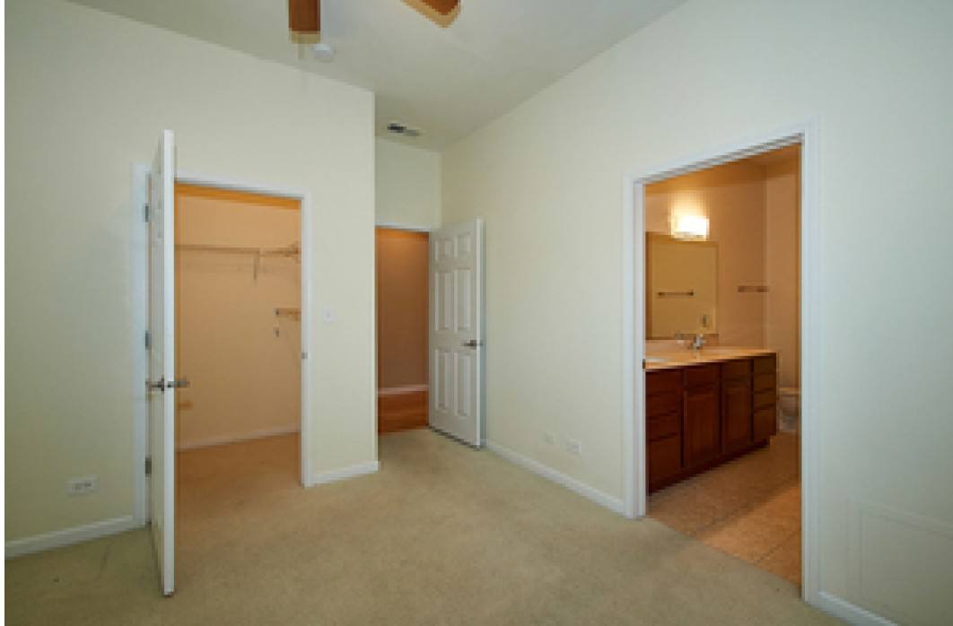 Apartment for rent at 3919 N Kedzie Ave #1N, Chicago, IL 60618