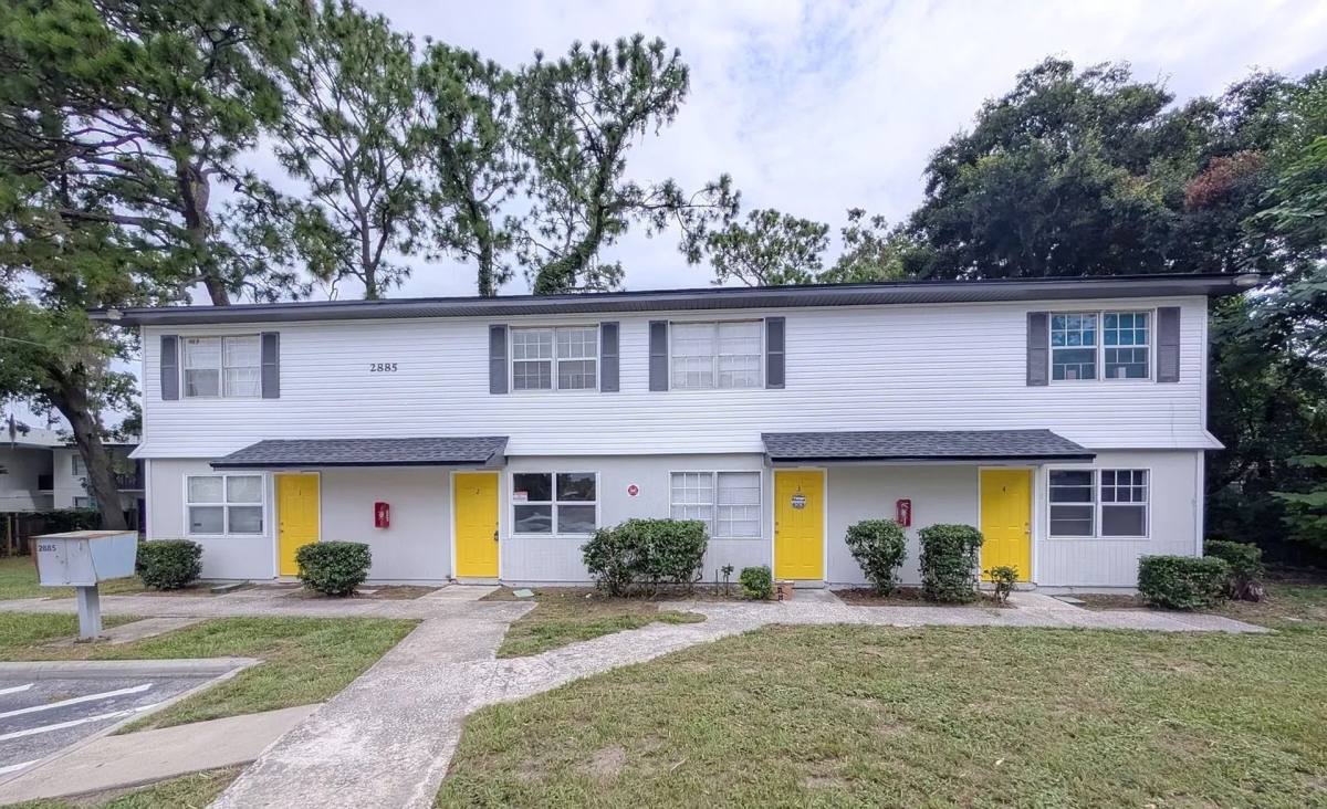 Townhouse for rent at 2854 Yellow Pine Court, Jacksonville, FL 32277