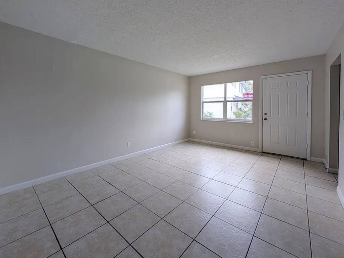 Townhouse for rent at 2854 Yellow Pine Court, Jacksonville, FL 32277