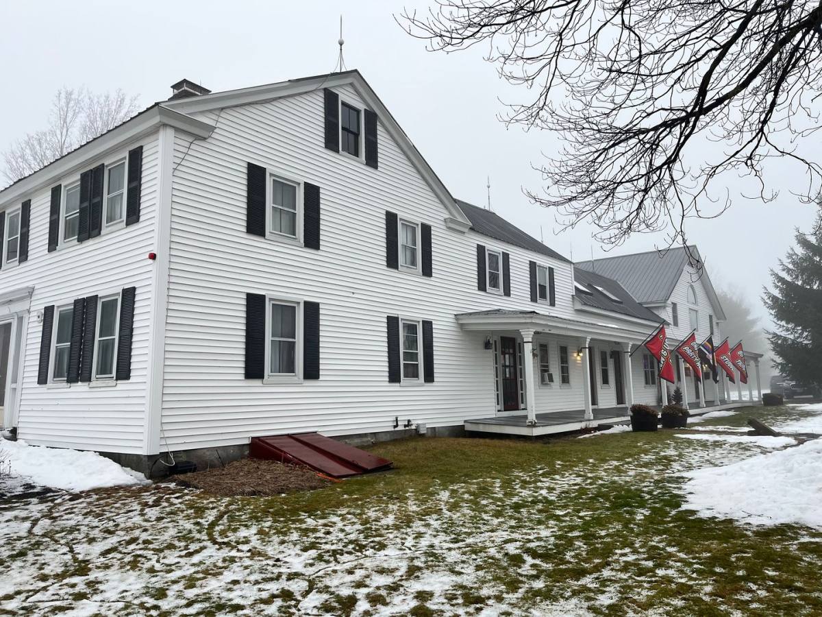 Apartment for rent at 1230 White Mountain Highway 6, Ossipee, NH 03864
