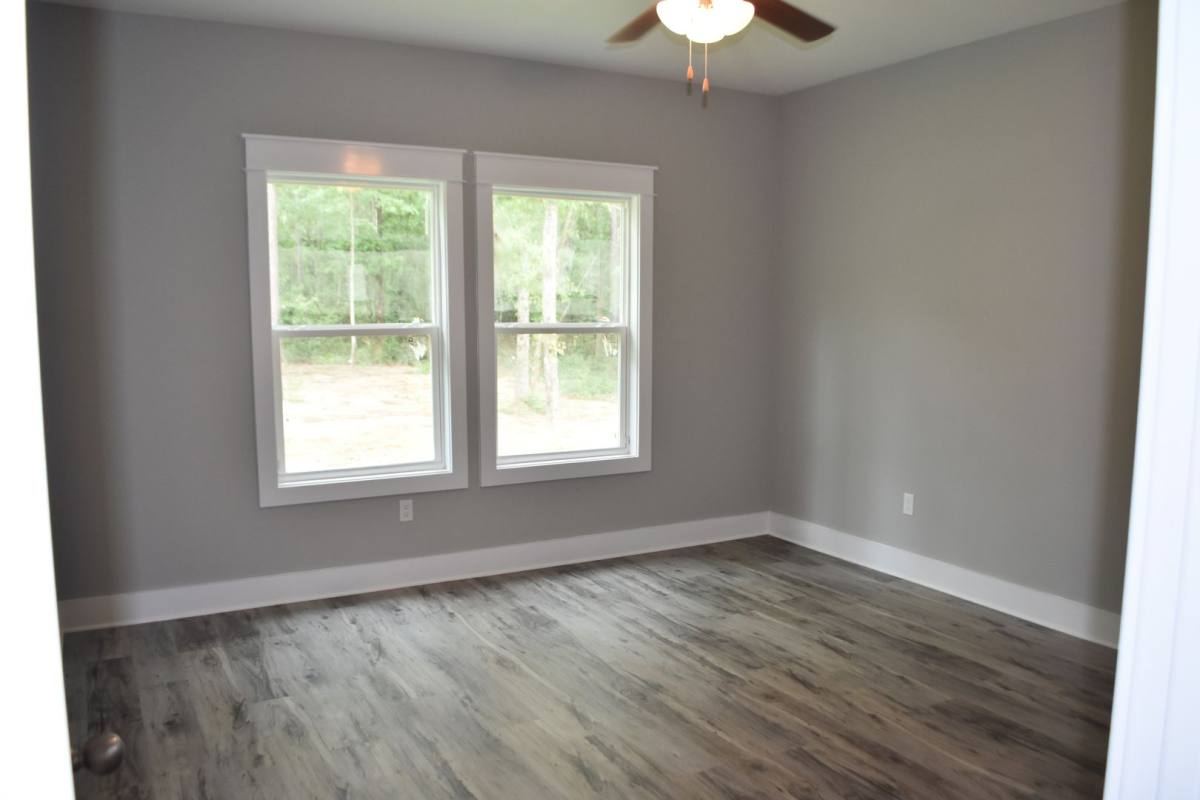 House for rent at 15 Oakfield Dr, Freeport, FL 32439