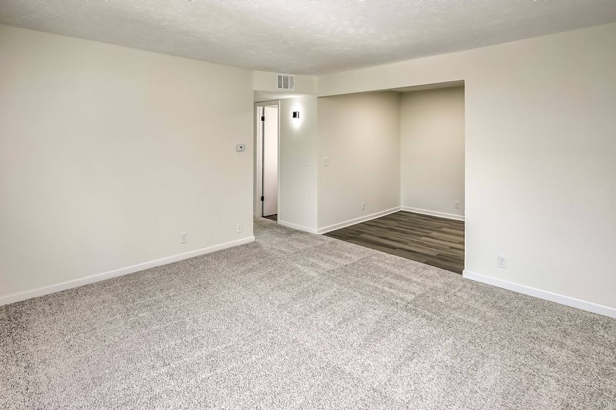 Apartment for rent at 3760 4th Ave, Council Bluffs, IA 51501