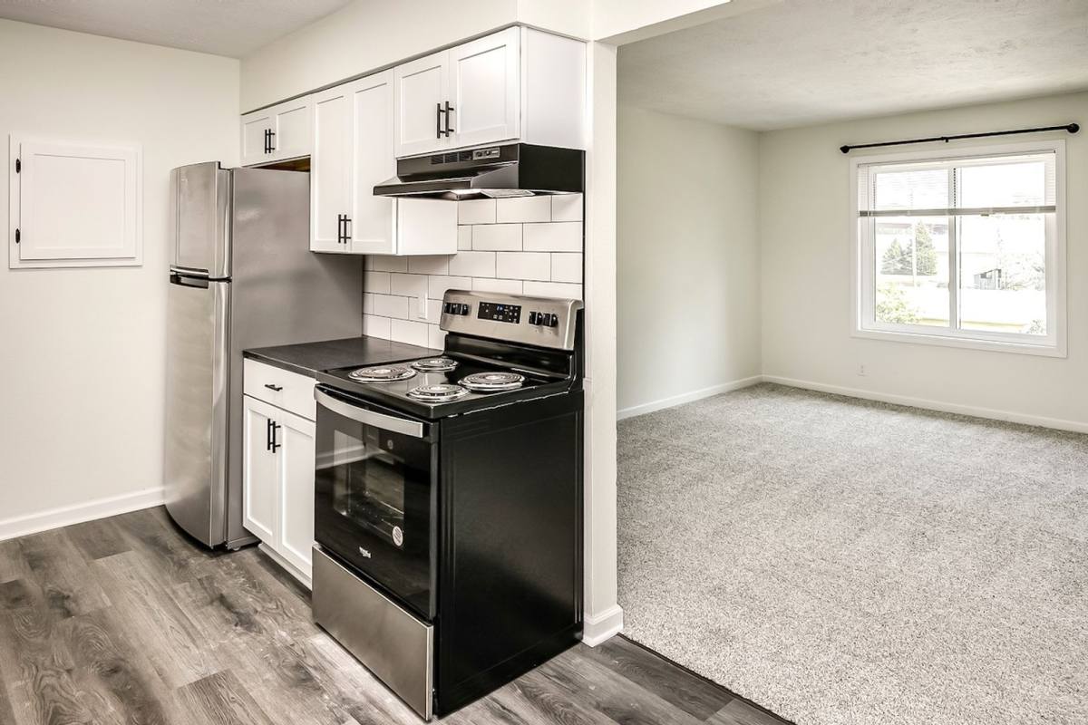 Apartment for rent at 3760 4th Ave, Council Bluffs, IA 51501