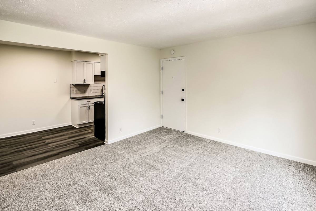 Apartment for rent at 3760 4th Ave, Council Bluffs, IA 51501
