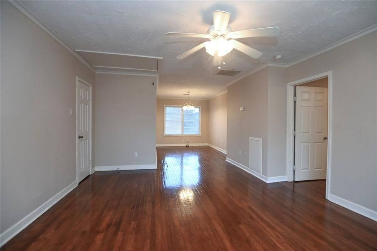 Apartment for rent at 2003 McClendon St, Houston, TX 77030