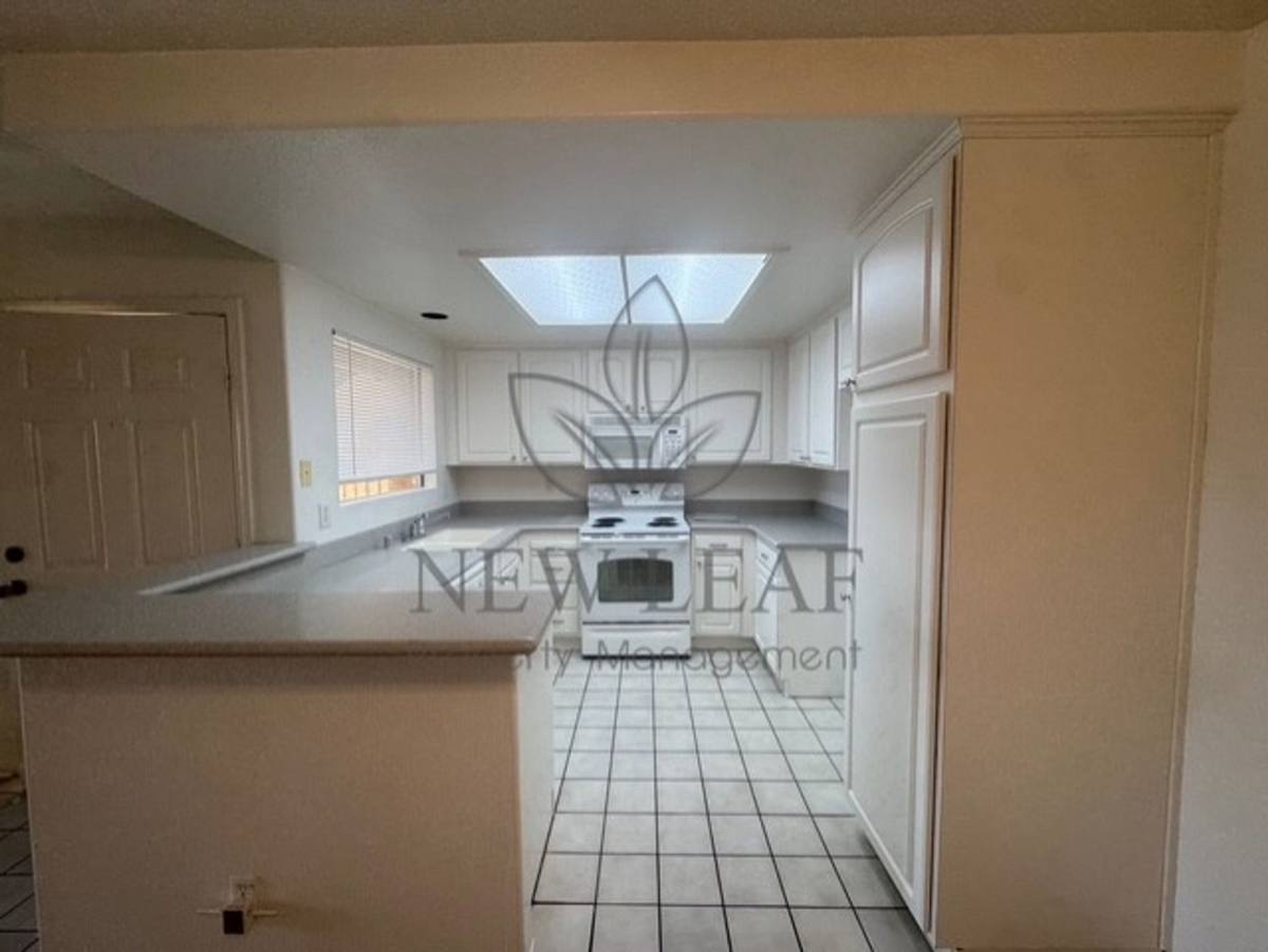Apartment for rent at 42140 Lyndie Lane, Temecula, CA 92591