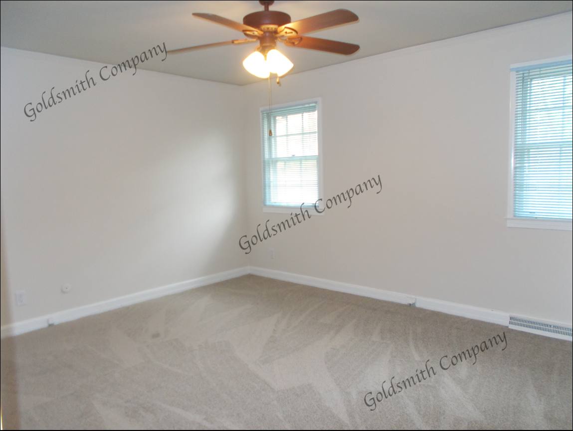 House for rent at 21 Northway Dr, Taylors, SC 29687