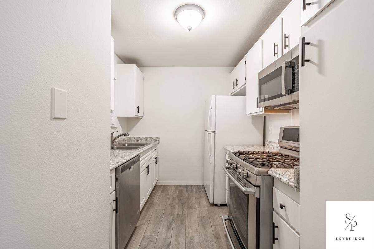 Townhouse for rent at 8990 19th St #419, Rancho Cucamonga, CA 91701