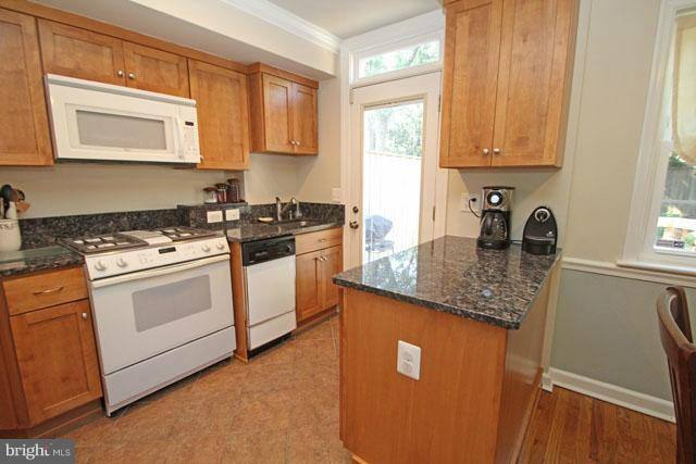 Townhouse for rent at 711 S Columbus St, Alexandria, VA 22314